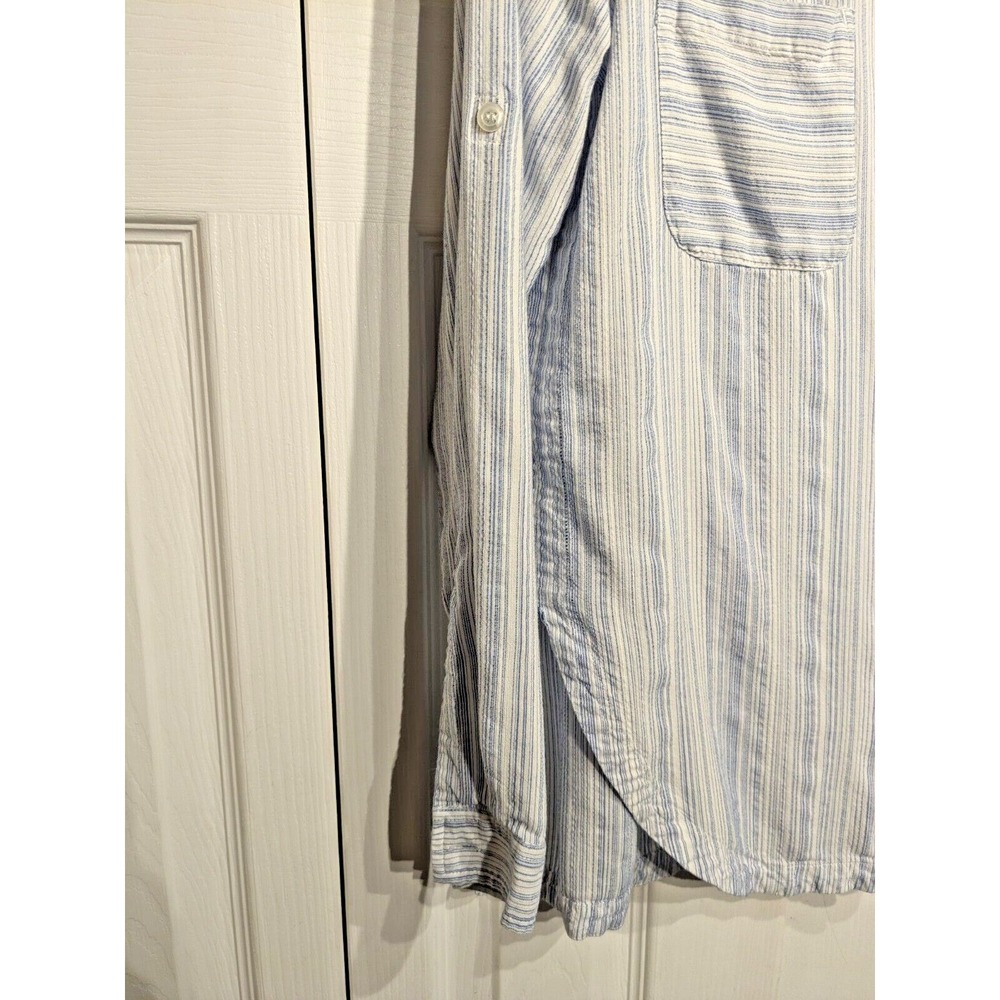 ATHLETA Womens Sz M Blue Stripe Button Pocket Curved Hem Viscose Roll Tab Sleeve - Picture 6 of 16